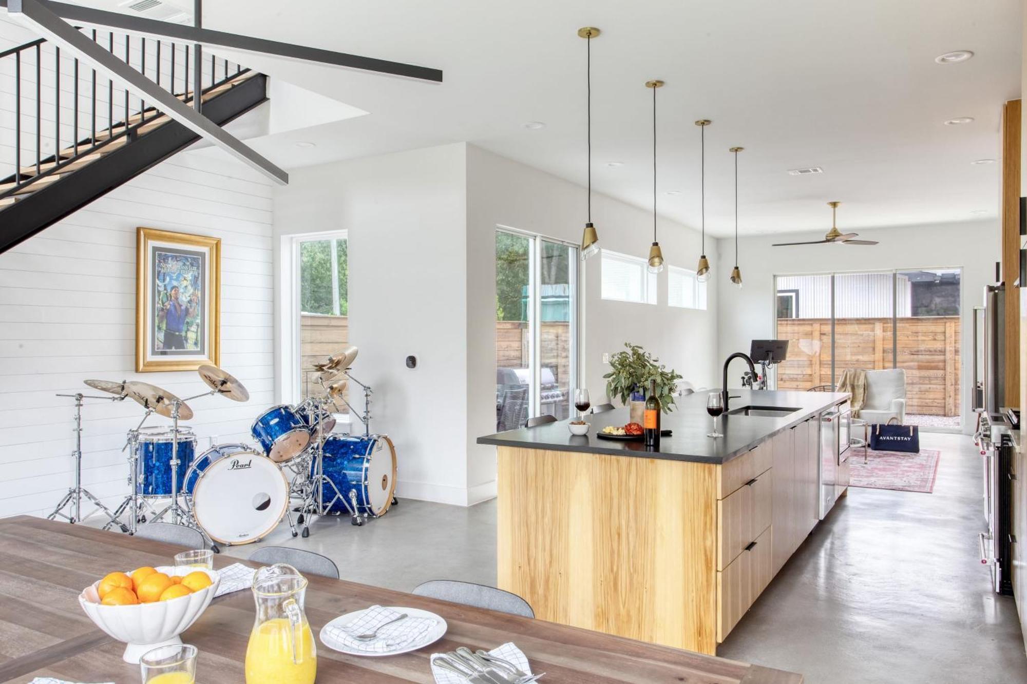 Melody By Avantstay Peloton Included Sleek Home Austin Exterior photo